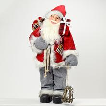 Vianočný Santa Claus s darčekmi a sánkami.