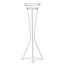 Biely stojan na kvet s výškou 122 cm.