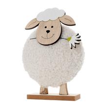 Biela ovečka s kvetom z dreva.