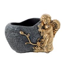 Obal srdce anjel cement sivý so zlatými detailmi.