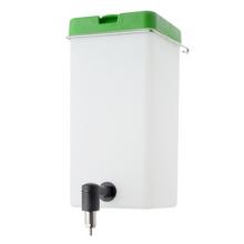 Napájačka pre zajace s objemom 1L, plastová konštrukcia.