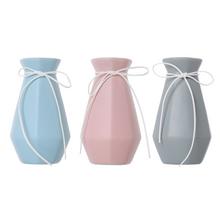 Obal váza mašľa mix farieb, modrá, ružová a šedá.