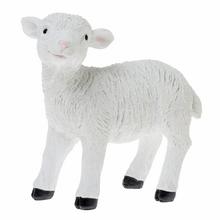 Biela ovca z polyetylénu na Veľkú noc.