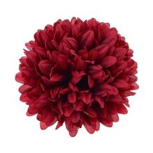 Umelá chryzantéma v bordovej farbe s priemerom 12 cm.