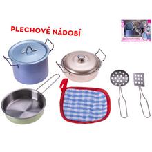 Sada plechového riadu pre deti, 8 kusov.