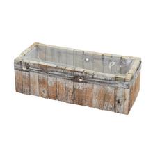 Drevený obal hrantík s rozmermi 31,5x11,5x10 cm.