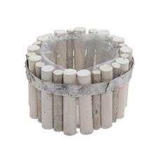 Oválny obal z dreva s plastovým vnútrom.