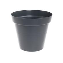 Kvetináč v antracitovej farbe s priemerom 23 cm.