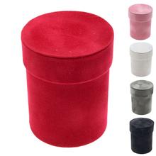 Darčeková krabička na kvety v tvare valca, rôzne farby.