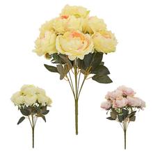 Kytica pivónia s deviatimi kvetmi v mixe farieb.