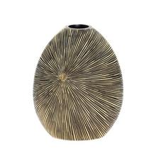 Široká váza z polyrezinu v čiernozlatej farbe.