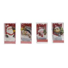 Vianočné figúrky: sob, Santa, snehuliak a medveď.