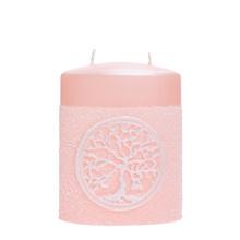 Ružová sviečka s motívom Šťastia.
