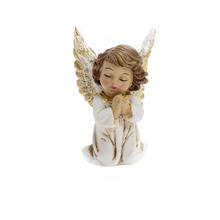 Keramický anjel s modrými očami a zlatými krídlami.