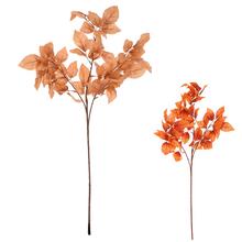 Umelý konár s oranžovými listami, 85 cm dlhý.