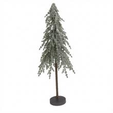Ľadový stromček s výškou 90 cm.