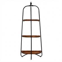 Stojan s tromi podlažiami z plechu a kovu.