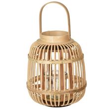 Bambusový lampáš s sklenenou vložkou.