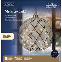 Led guľa závesná s priemerom 19 cm.